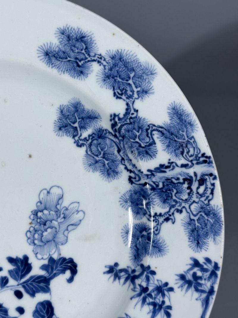    清雍正 青花花卉纹大盘 带木底座 - 图9