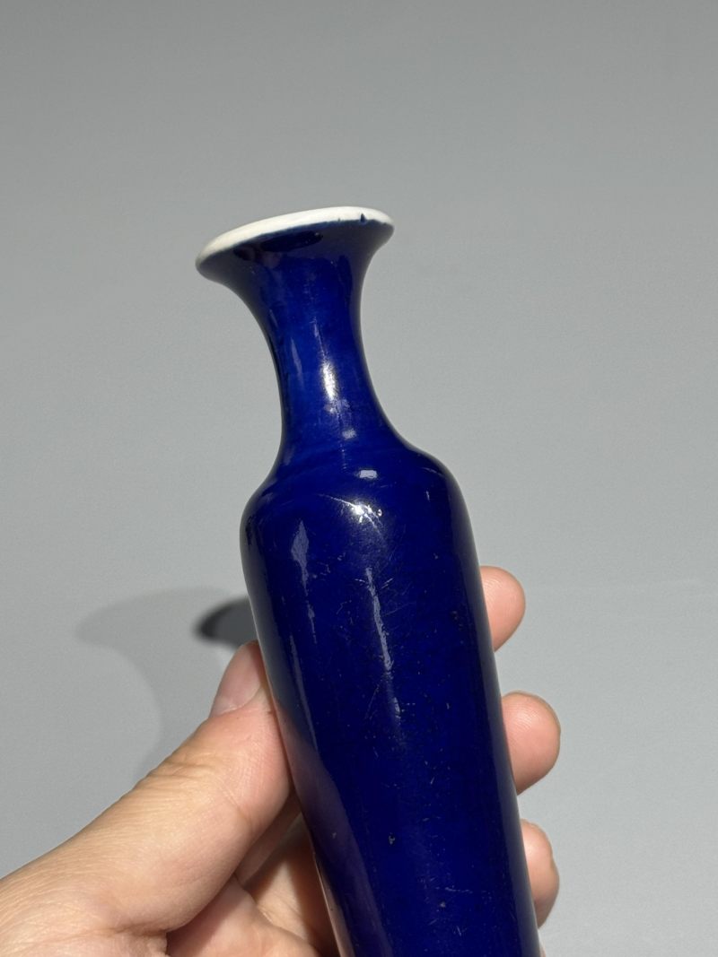    清康熙 霁蓝釉柳叶瓶 带底座 - 图8
