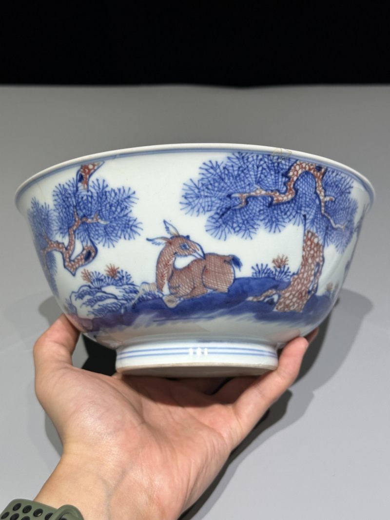    清乾隆 青花釉里红松鹿延年大碗 - 图6