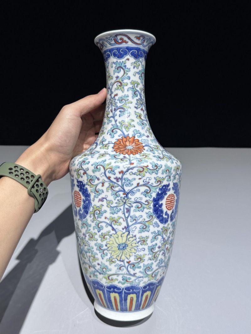    清晚期 斗彩花卉纹瓶一对 - 图20