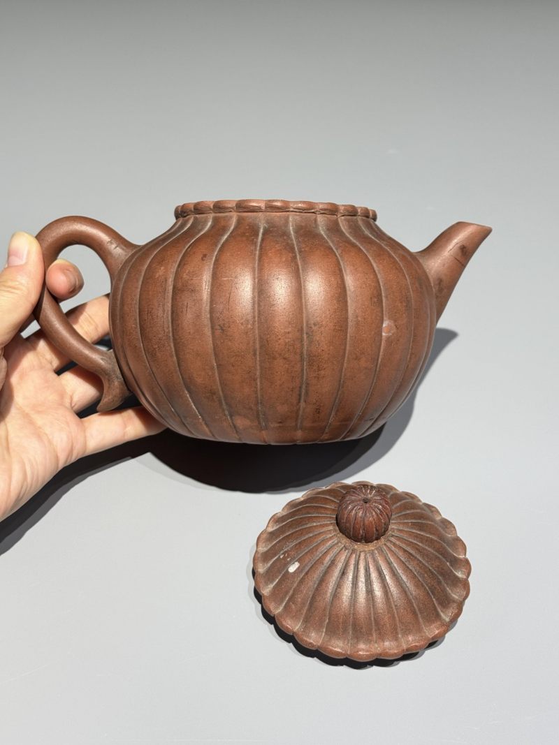    清 紫砂瓜棱茶壶 - 图6