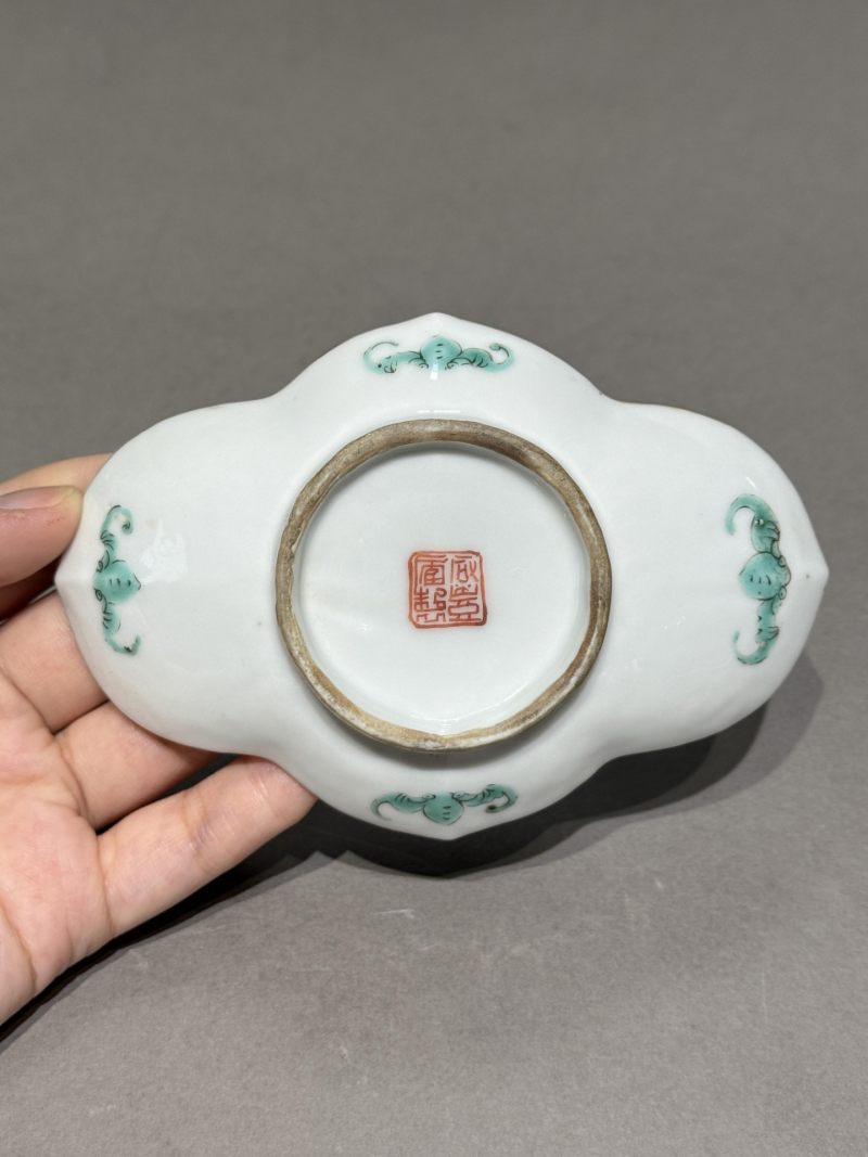    清咸丰 粉彩麻姑献寿纹茶船 - 图9