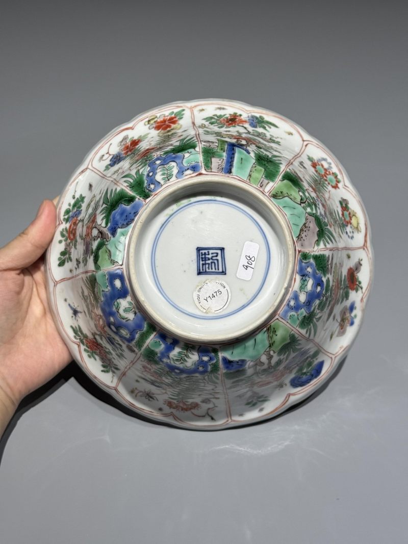    清康熙 五彩花卉纹花口碗 - 图8
