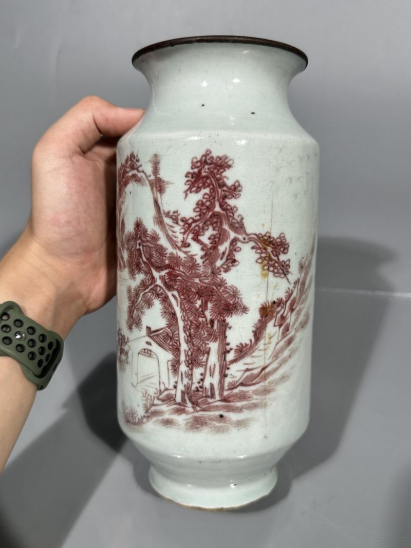    清中期 釉里红山水人物纹瓶 - 图3