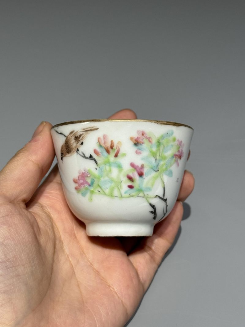    清晚期 浅降彩花鸟诗文杯一对 - 图4