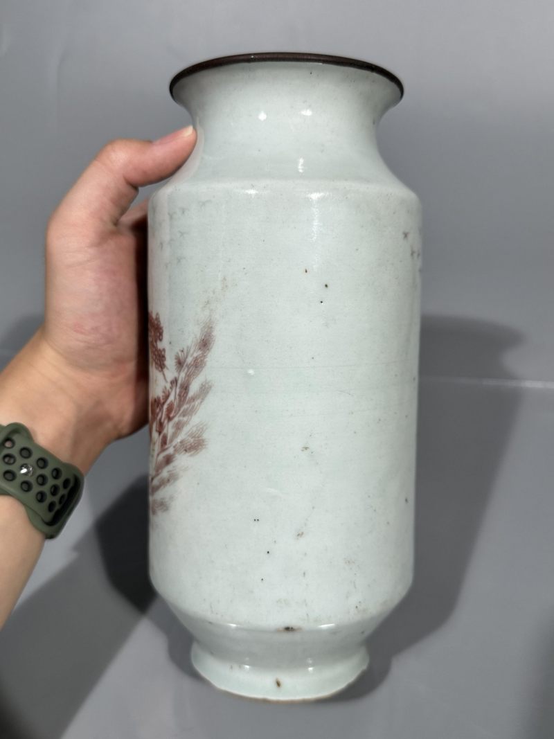    清中期 釉里红山水人物纹瓶 - 图4