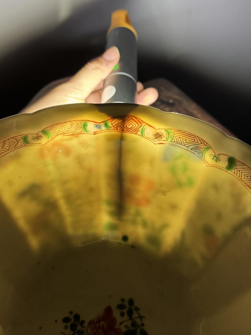    清康熙 五彩花卉纹花口碗 - 图11