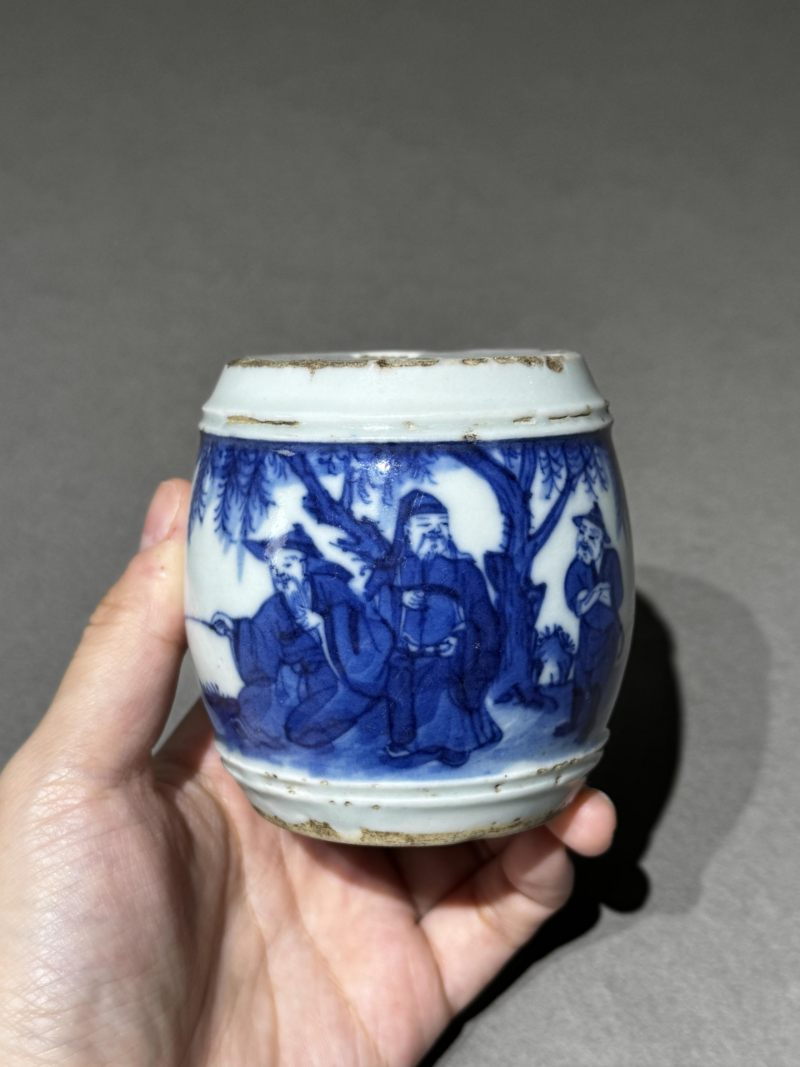    清中期 青花人物纹烛台 - 图3