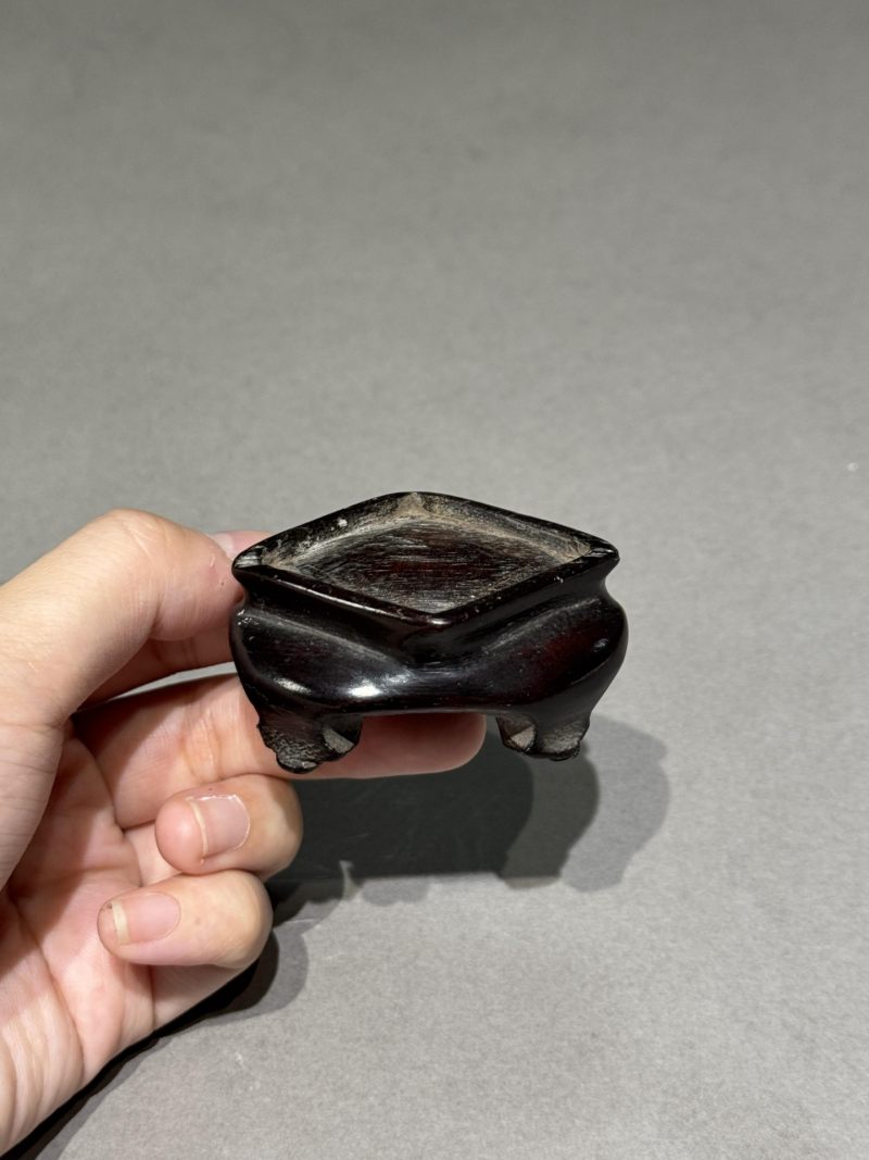    清 兽耳小铜瓶 带底座 - 图12