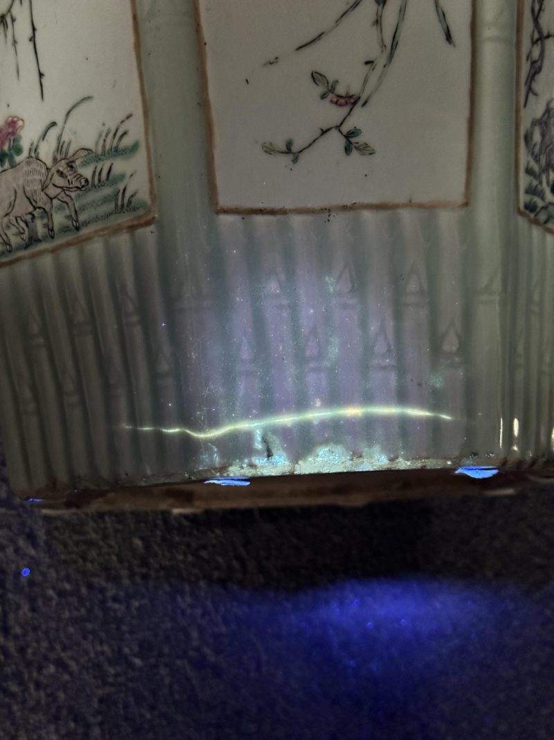    清中期 青釉竹节纹开窗粉彩十二生肖花盆 - 图14