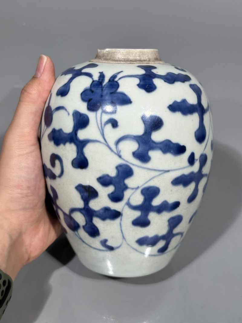    清早期 青花花卉纹罐 - 图3