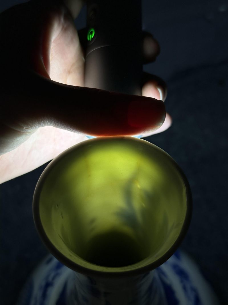    明崇祯 青花人物故事纹赏瓶 - 图18