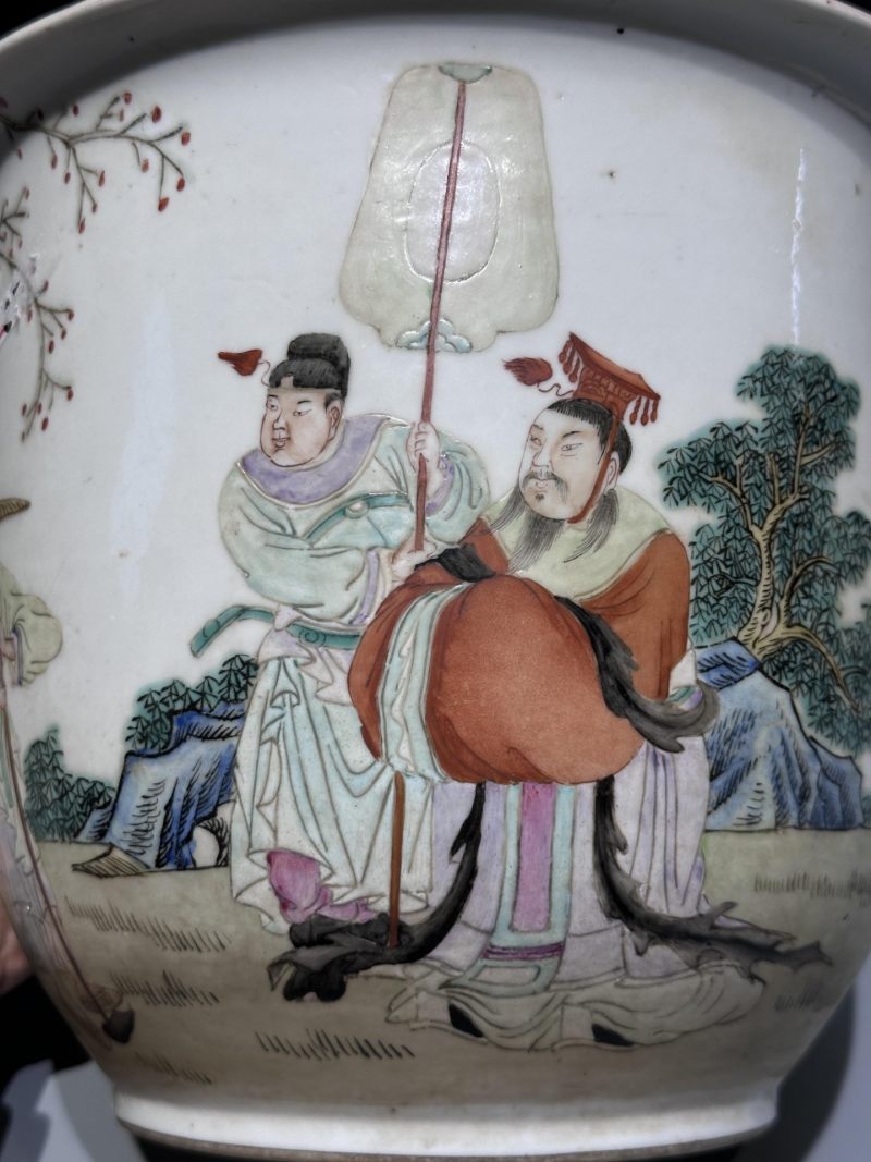    民国 粉彩太平有象花盆 - 图11