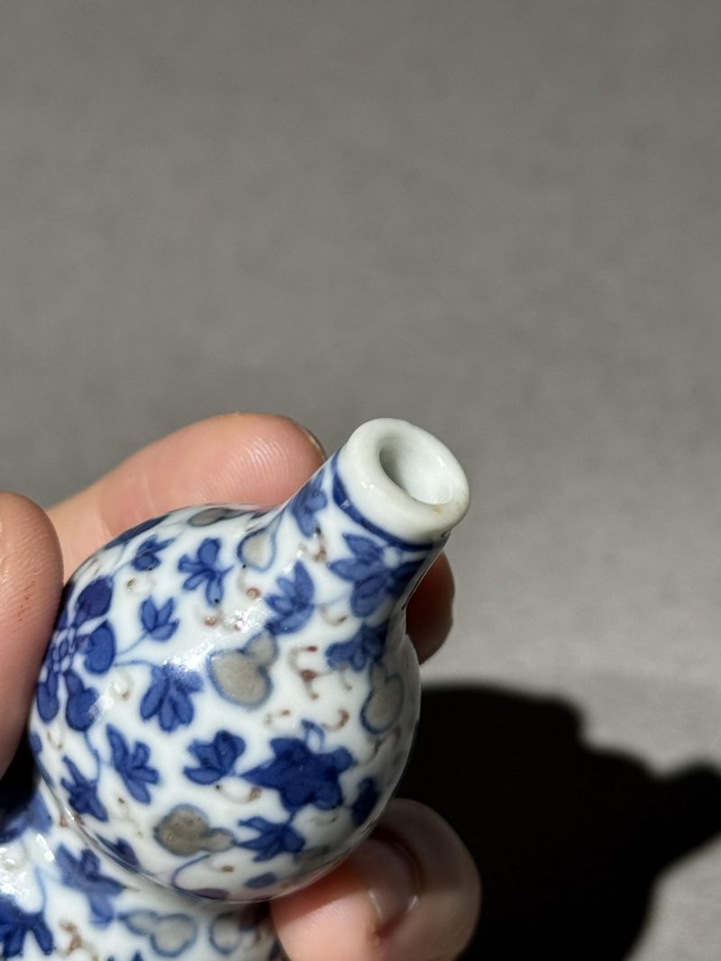    清晚期 青花釉里红瓜瓞绵绵鼻烟壶 - 图7