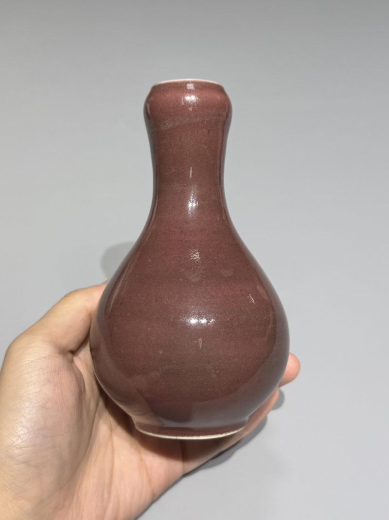    清晚期 红釉蒜头瓶 - 图2