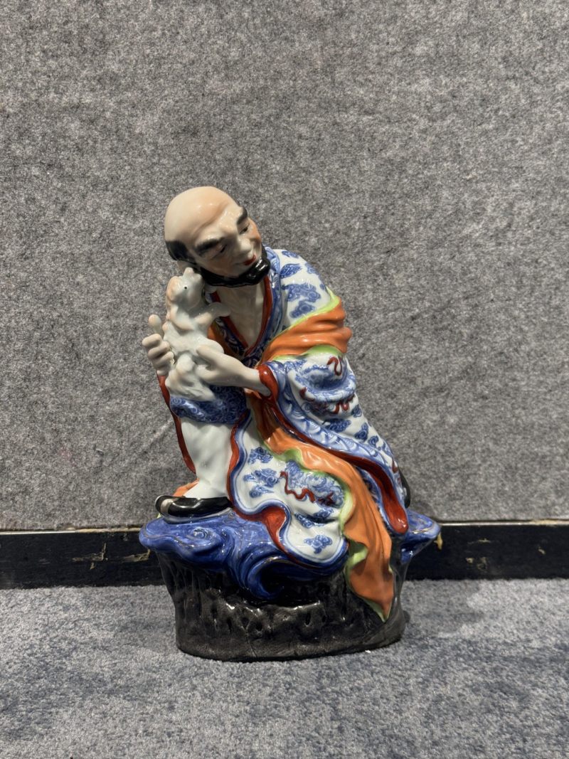    七十年代 青花加彩十八罗汉人物瓷塑 - 图26