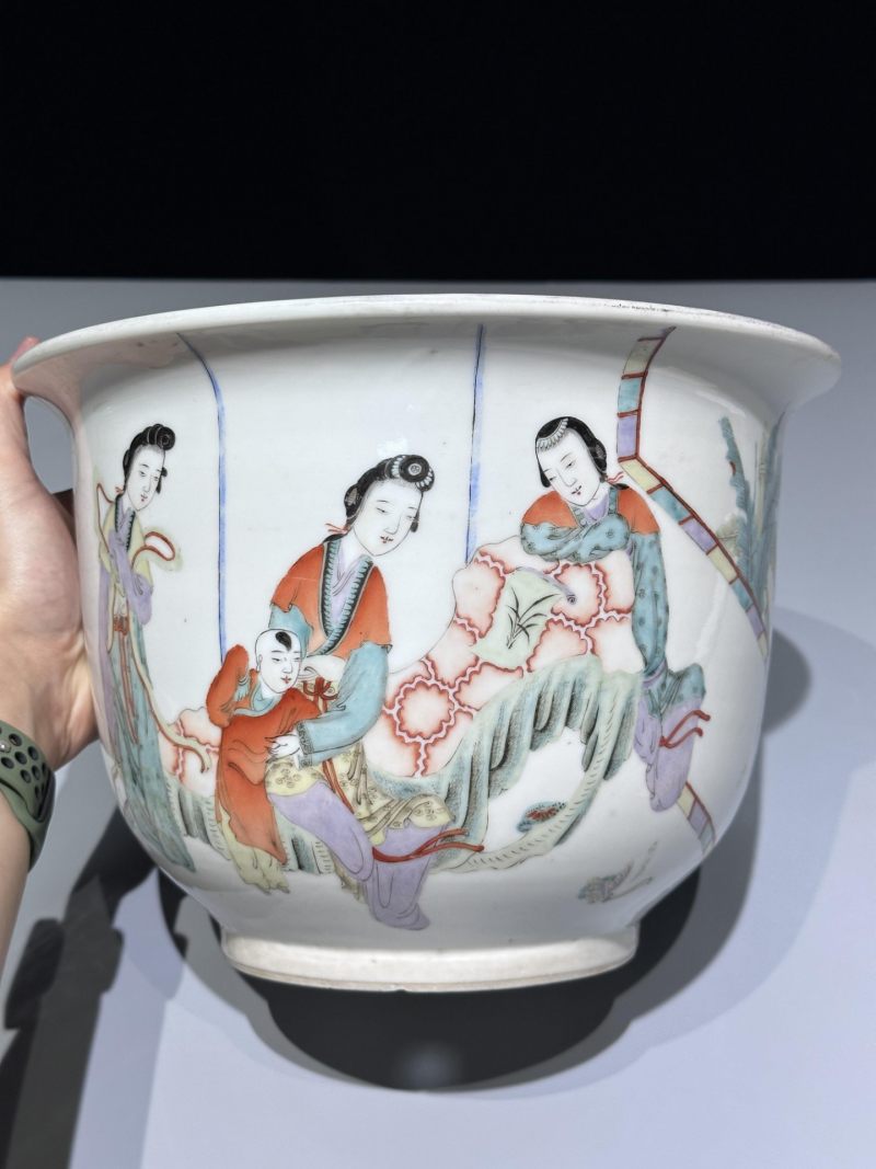    清光绪 粉彩三娘教子图花盆 胡隆昌作 - 图6