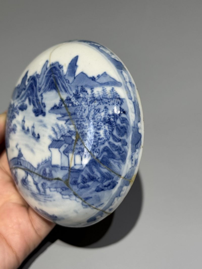    清乾隆 青花山水人物纹印泥盒 - 图6