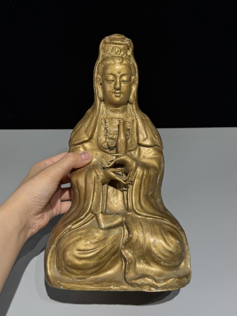    清乾隆 金彩观音瓷塑 - 图7