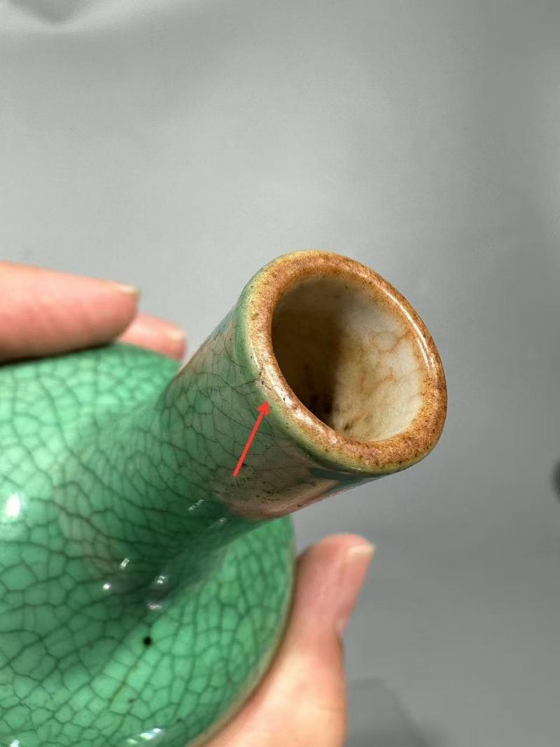    清中期 绿哥釉小天球瓶 配底座 - 图10
