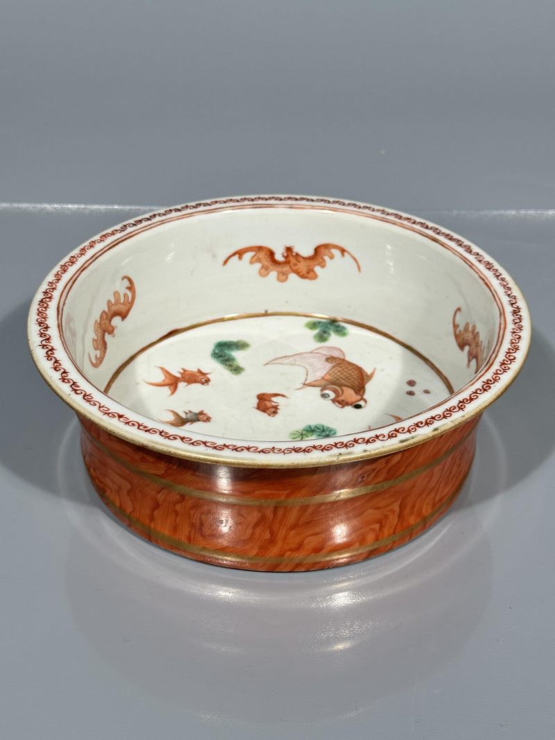    清道光 木纹釉粉彩‘金玉满堂’图折沿洗 - 图2