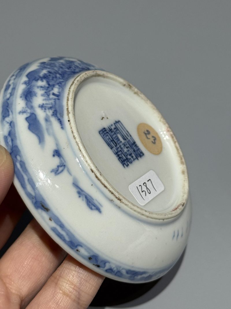    清乾隆 青花山水人物纹印泥盒 - 图9