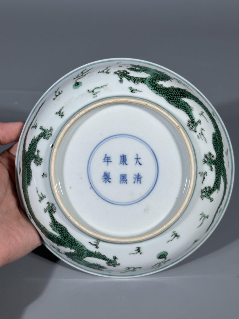    清康熙 白釉绿龙纹盘 - 图3