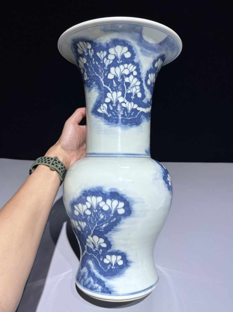    清康熙 青花花卉纹凤尾尊 - 图6