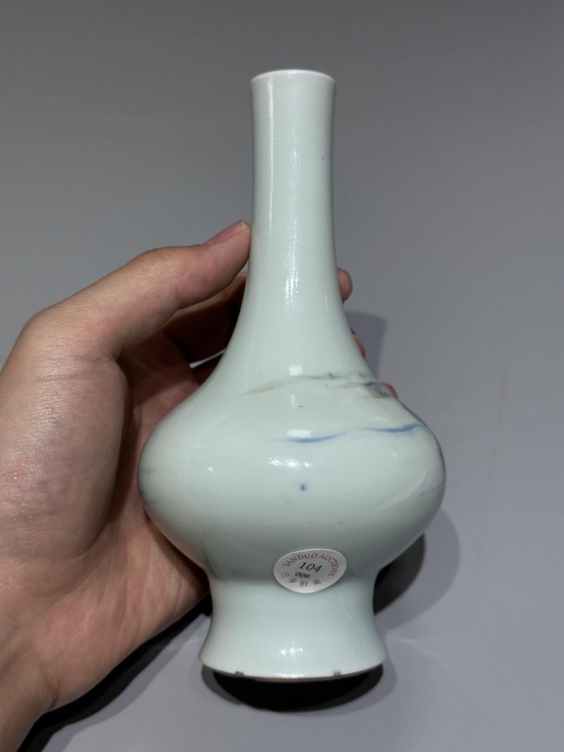    清晚期 青花釉里红山水松石纹荸荠瓶 - 图8