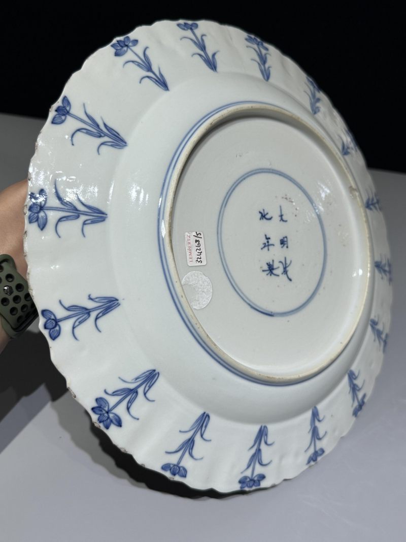    清康熙 青花人物图花口盘一对 - 图17