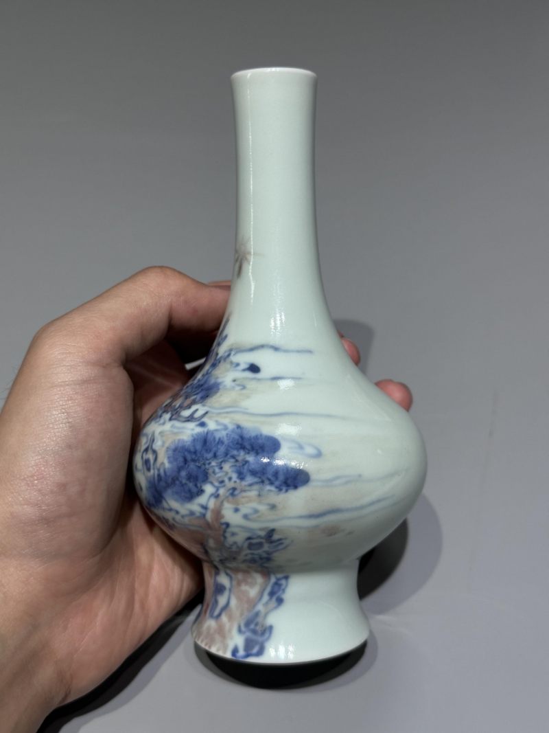    清晚期 青花釉里红山水松石纹荸荠瓶 - 图9