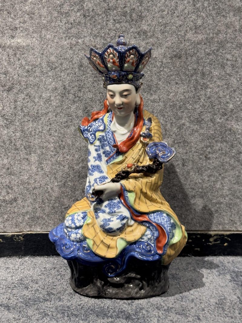    七十年代 青花加彩十八罗汉人物瓷塑 - 图18