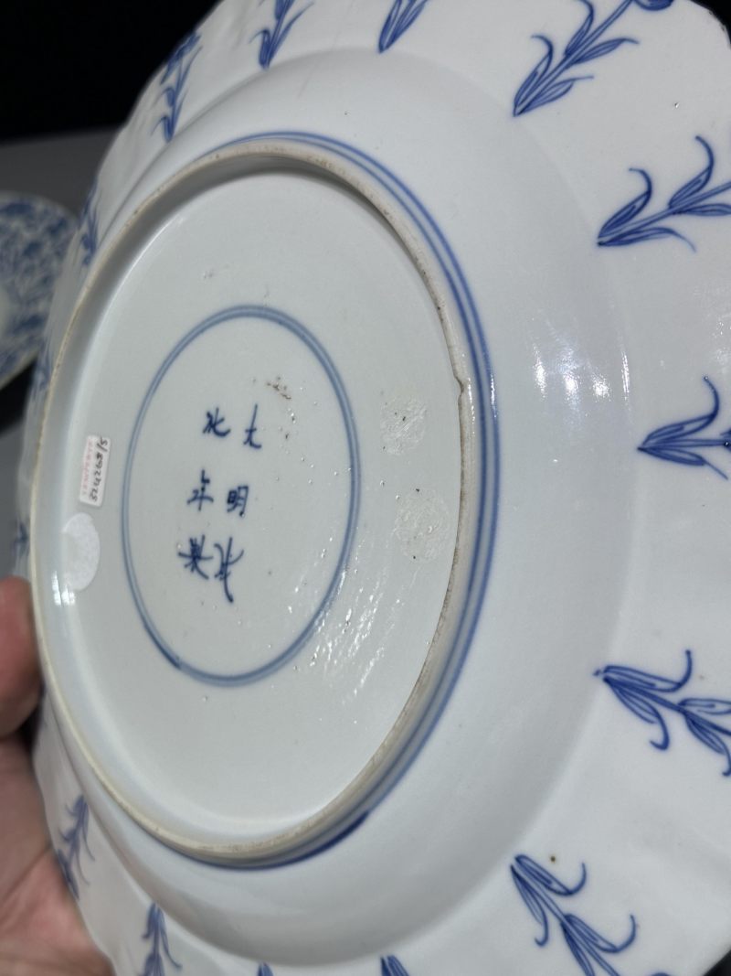    清康熙 青花人物图花口盘一对 - 图18