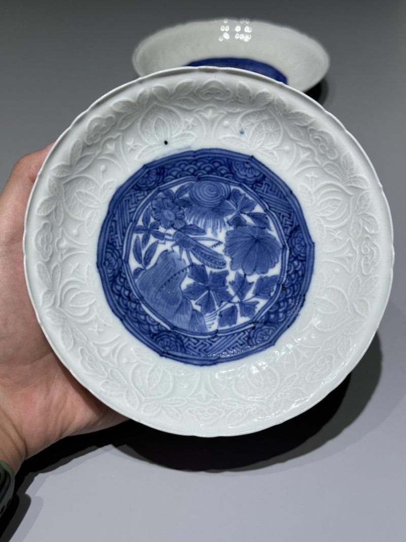    清早期 青花飞黄腾达模印花卉纹盘一对 - 图3