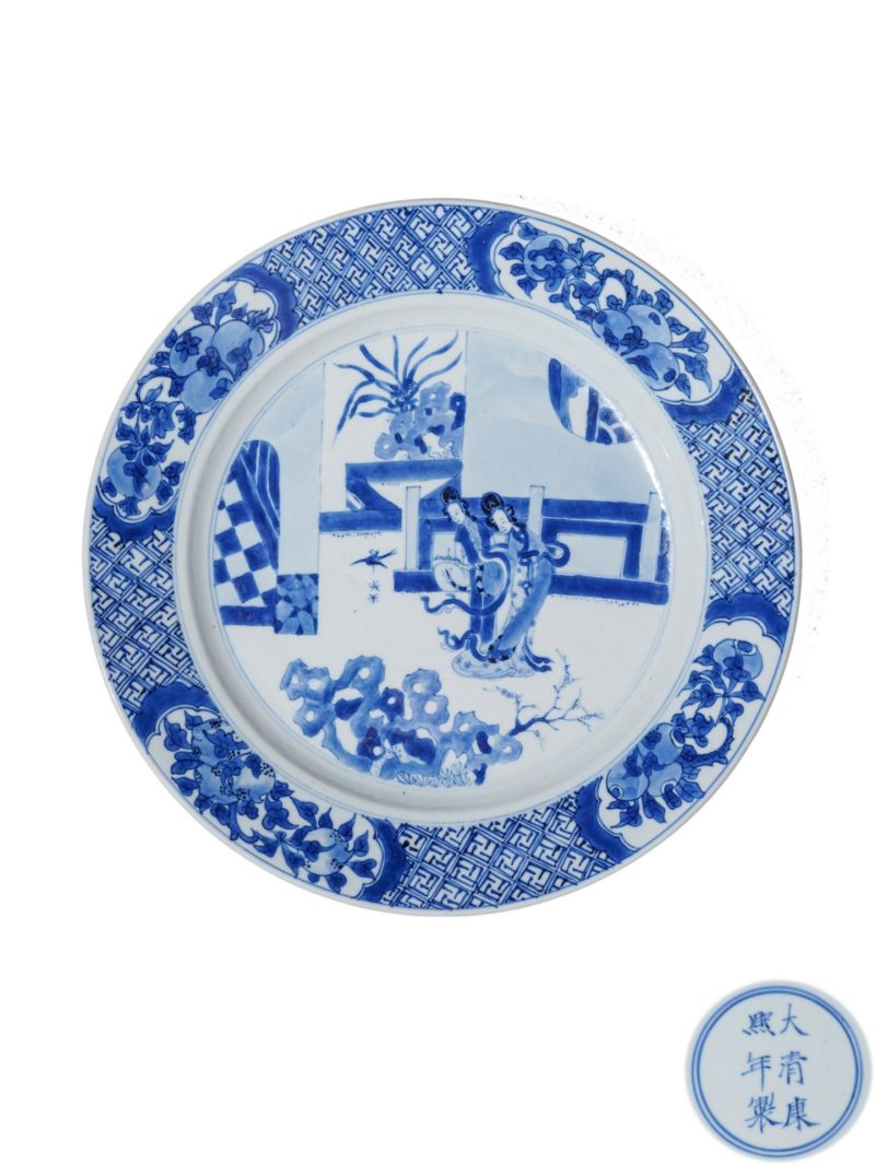    清康熙 青花仕女纹盘