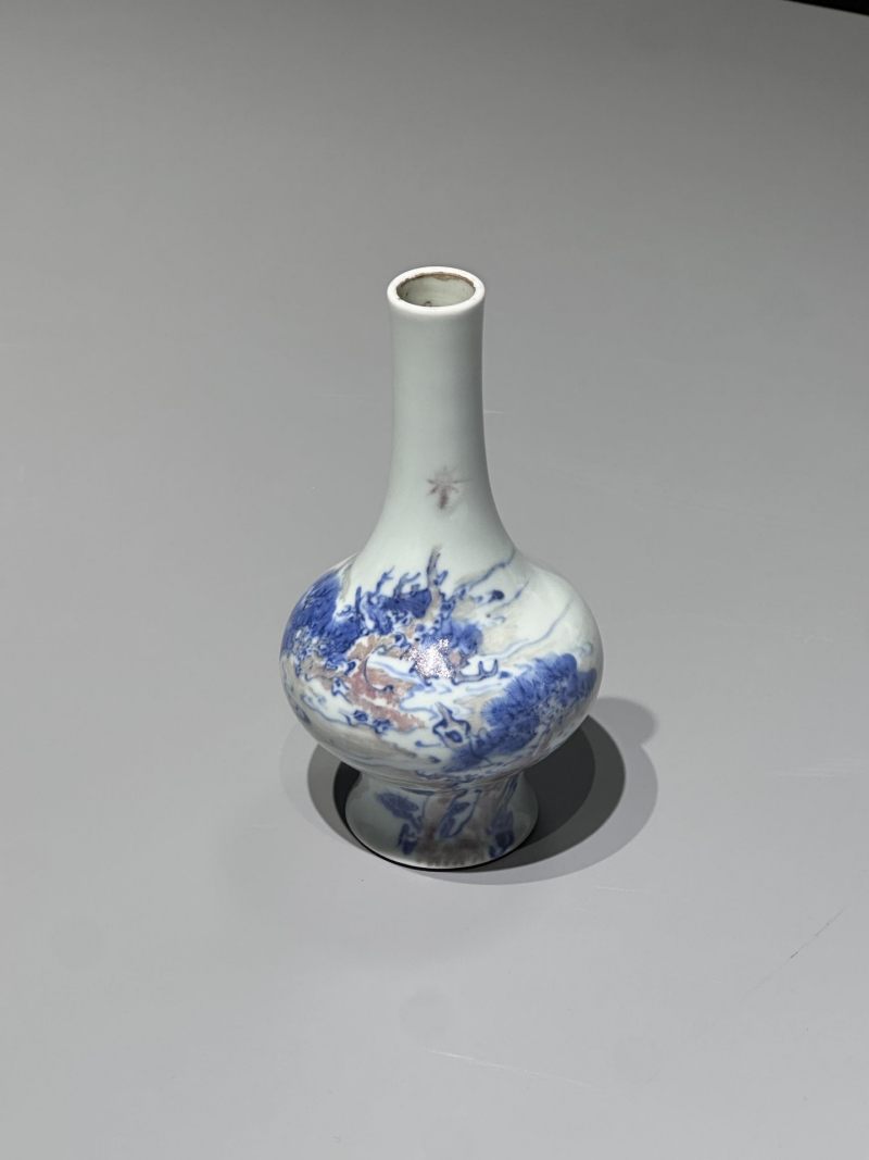    清晚期 青花釉里红山水松石纹荸荠瓶 - 图10