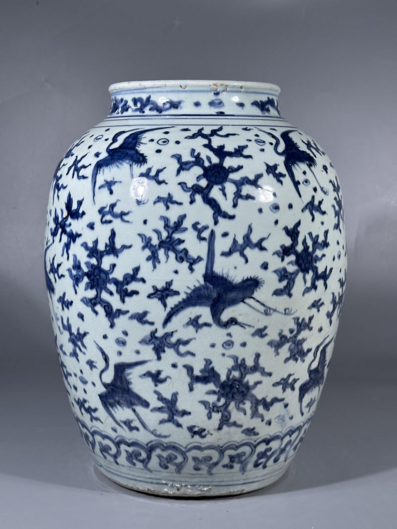    明嘉靖 青花云鹤纹大罐 - 图7