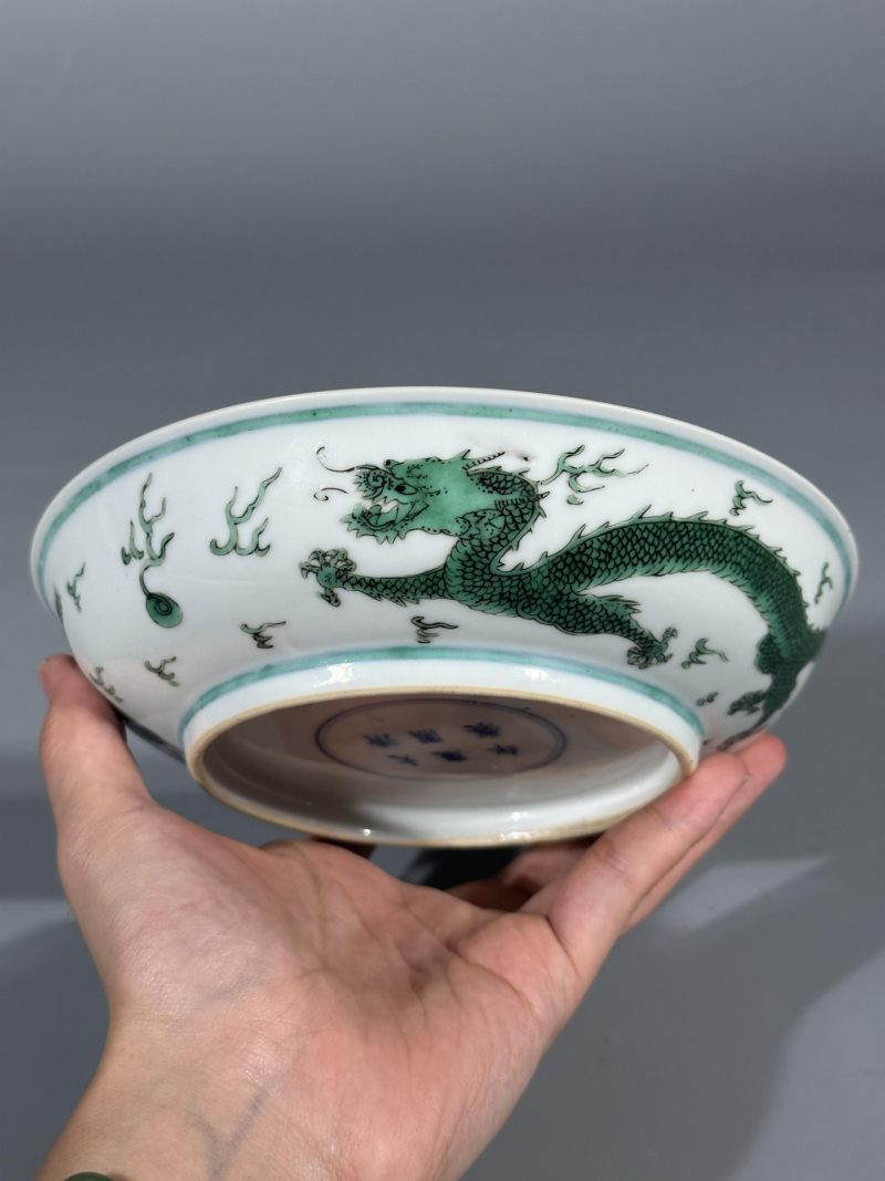    清康熙 白釉绿龙纹盘 - 图7