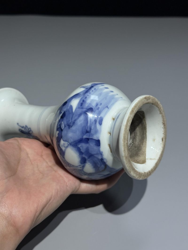    清早期 德化窑青花山水纹瓶 - 图5