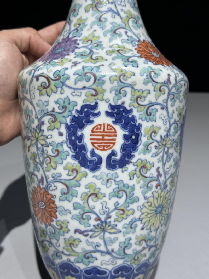    清晚期 斗彩花卉纹瓶一对 - 图10