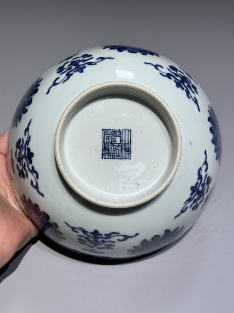    清乾隆 青花团寿纹碗 - 图4