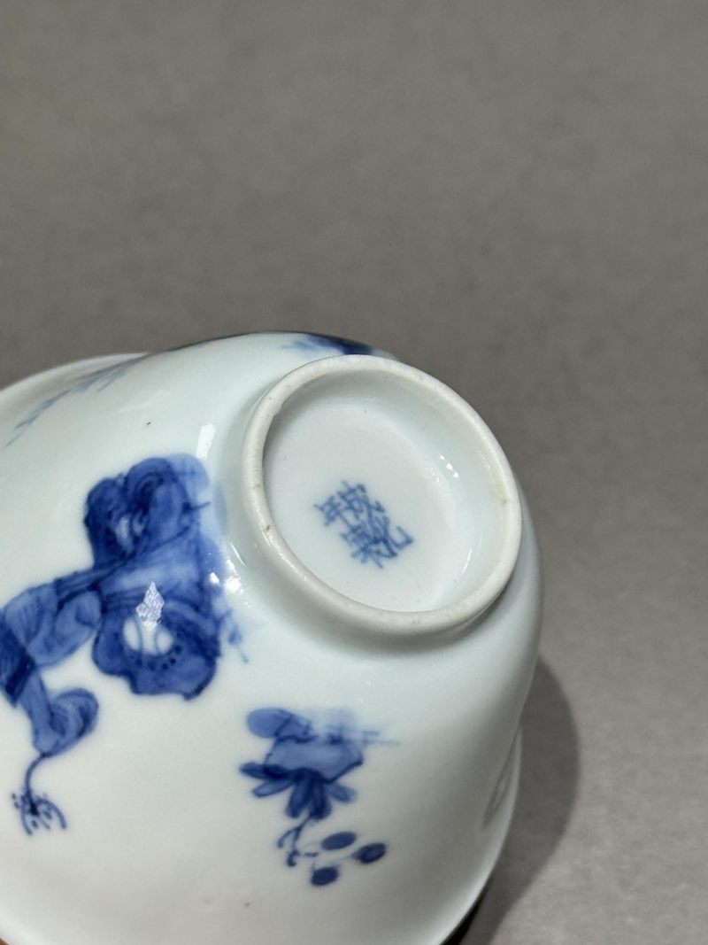    清康熙 青花三娘教子图杯碟一组（两件） - 图12