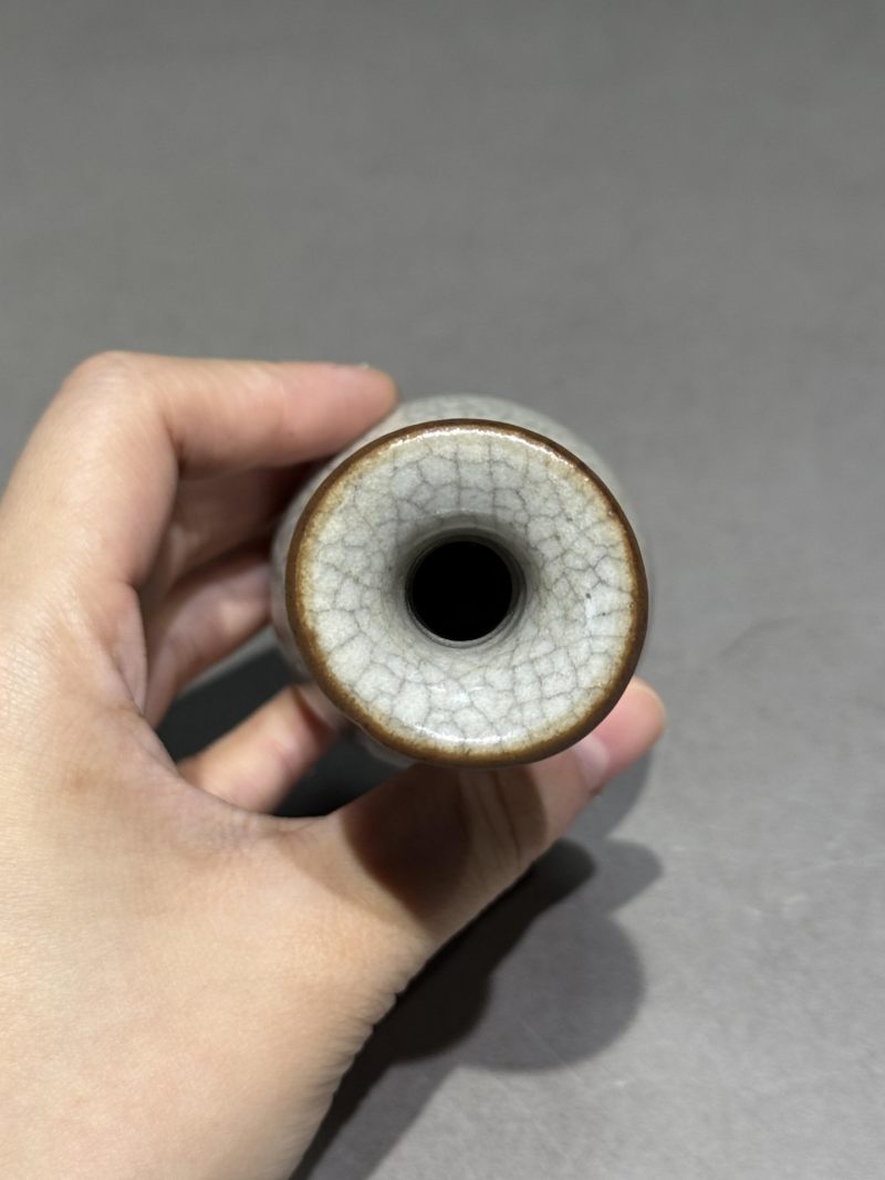    清早期 哥釉瓶、哥釉四方水盂一组两件 - 图6