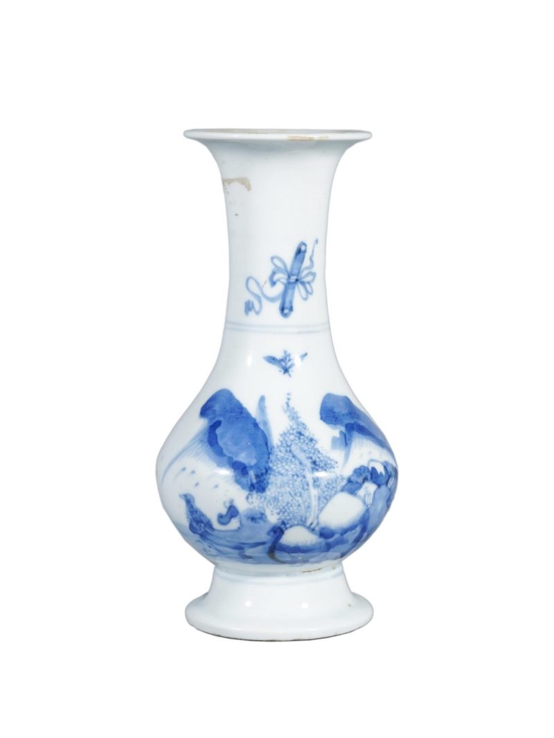    清早期 德化窑青花山水纹瓶 - 图1
