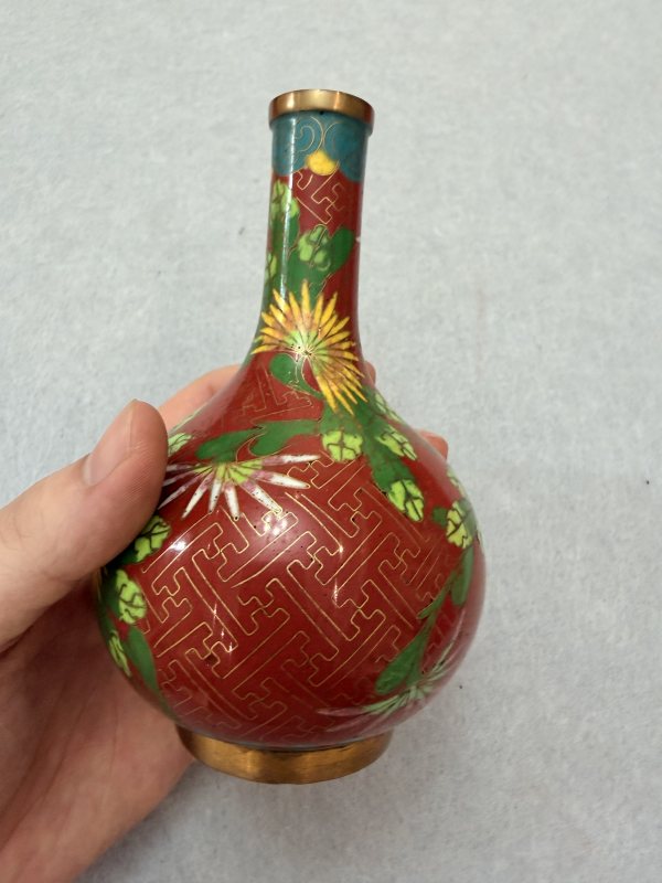 SF686 景泰蓝花卉天球瓶 - 图5