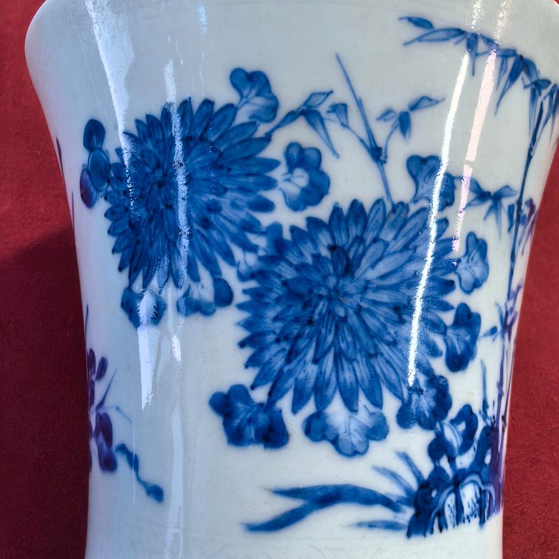 明晚期 青花竹菊燕蝶图笔筒 - 图7