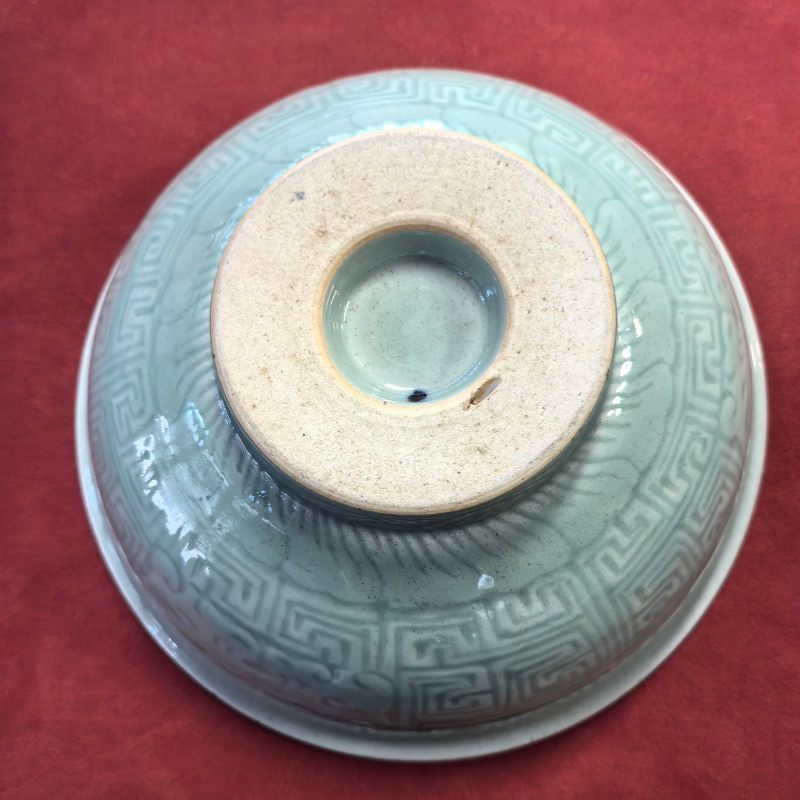 清中期 青釉暗刻龙纹大碗 - 图10