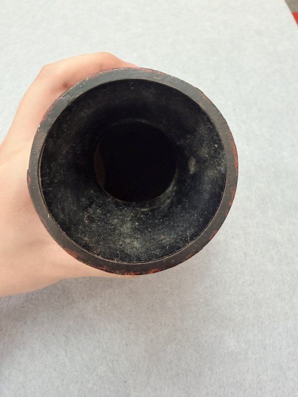 SF701 剔红人物长颈瓶 - 图7