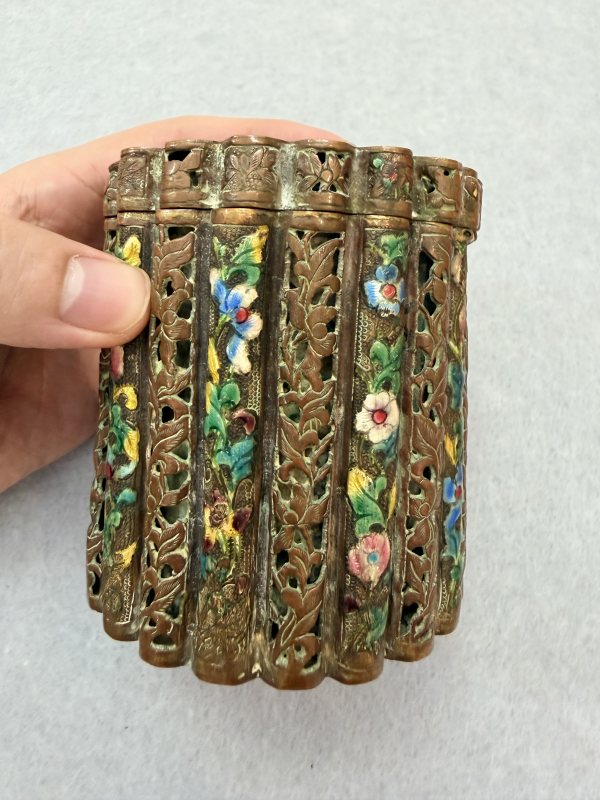 SF690 铜花卉圆盒 - 图7