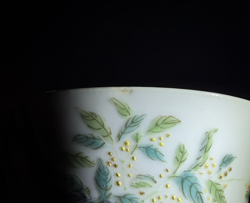 清 粉彩花卉纹马蹄杯 - 图12